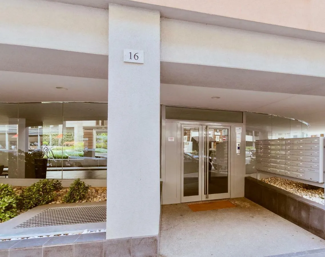Luxury Superior Central Station Apartment Milan Italy