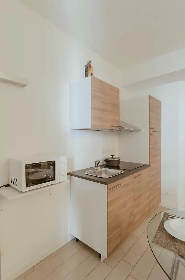 Luxury Superior Central Station Apartment Milan